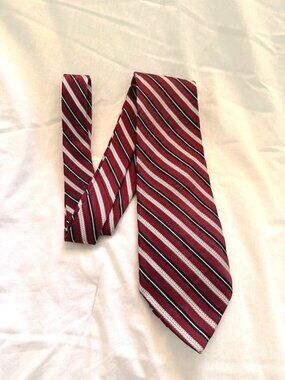 Campia Moda Vintage Mens Red/Black/White Diagonally Striped Silk Tie